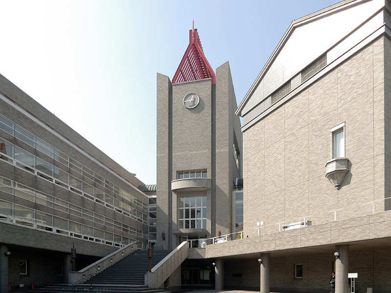 早稲田大学中央図書館